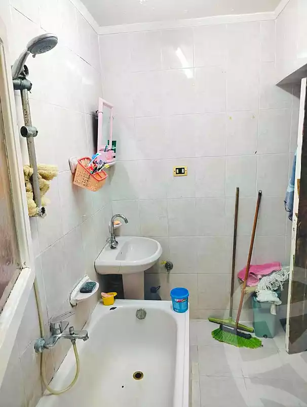 https://aqarmap.com.eg/en/listing/7295987-for-sale-cairo-15th-of-may-mjwr-25
