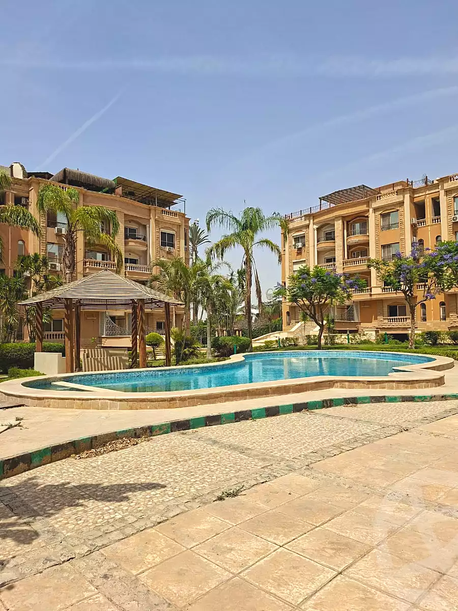 https://aqarmap.com.eg/ar/listing/7296181-for-sale-cairo-new-cairo-north-investors-salama-hegazi-st