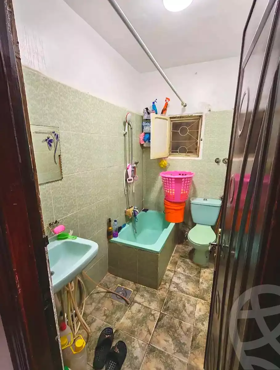 https://aqarmap.com.eg/ar/listing/7296552-for-sale-alexandria-al-agamy-el-hanouvel-al-haded-we-al-soulb-st