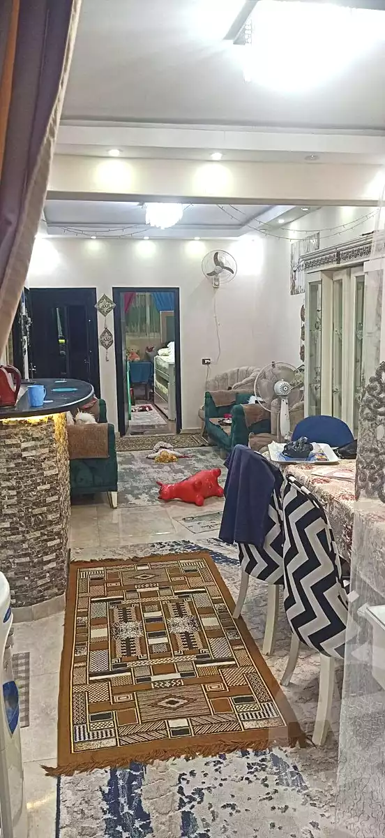 https://aqarmap.com.eg/en/listing/7296858-for-sale-cairo-helwan-el-shareaa-el-sharby-st