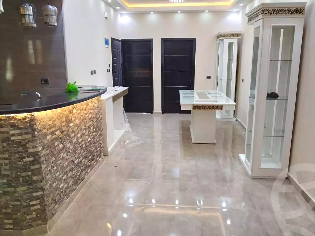https://aqarmap.com.eg/en/listing/7296858-for-sale-cairo-helwan-el-shareaa-el-sharby-st