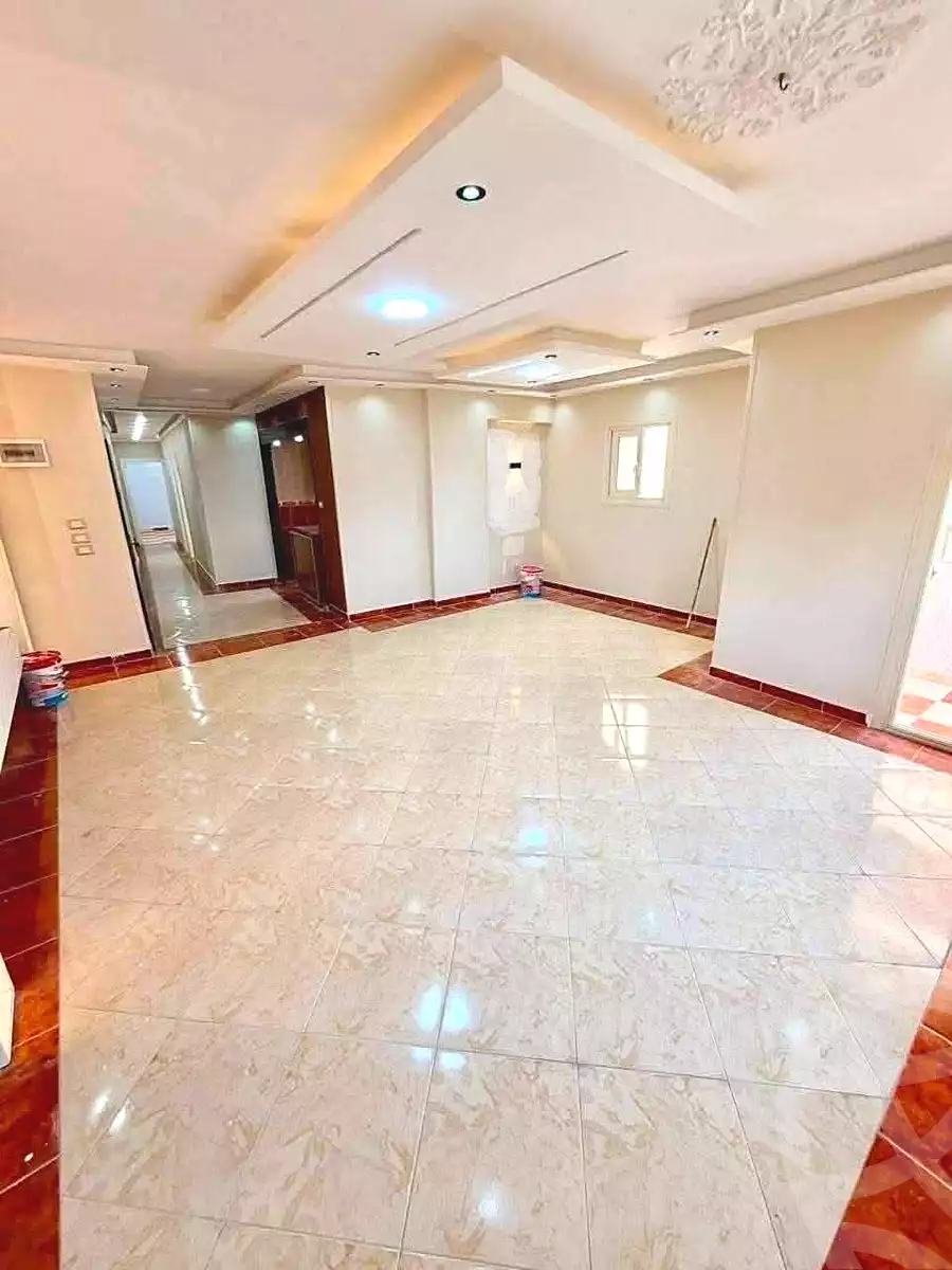 https://aqarmap.com.eg/ar/listing/7296973-for-sale-alexandria-al-agamy-el-hanouvel