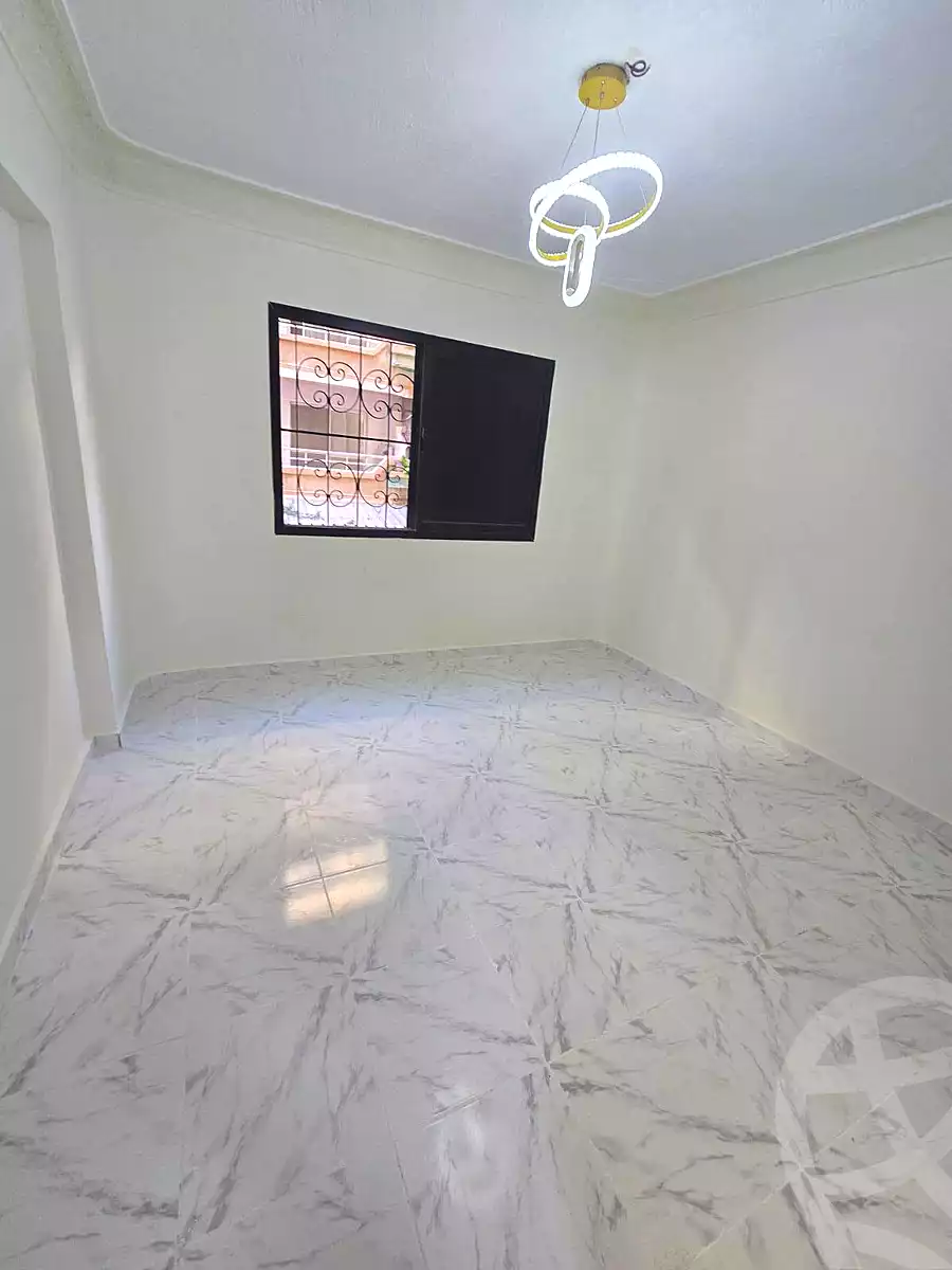 https://aqarmap.com.eg/en/listing/7297077-for-sale-alexandria-al-agamy-shataa-el-nakheel