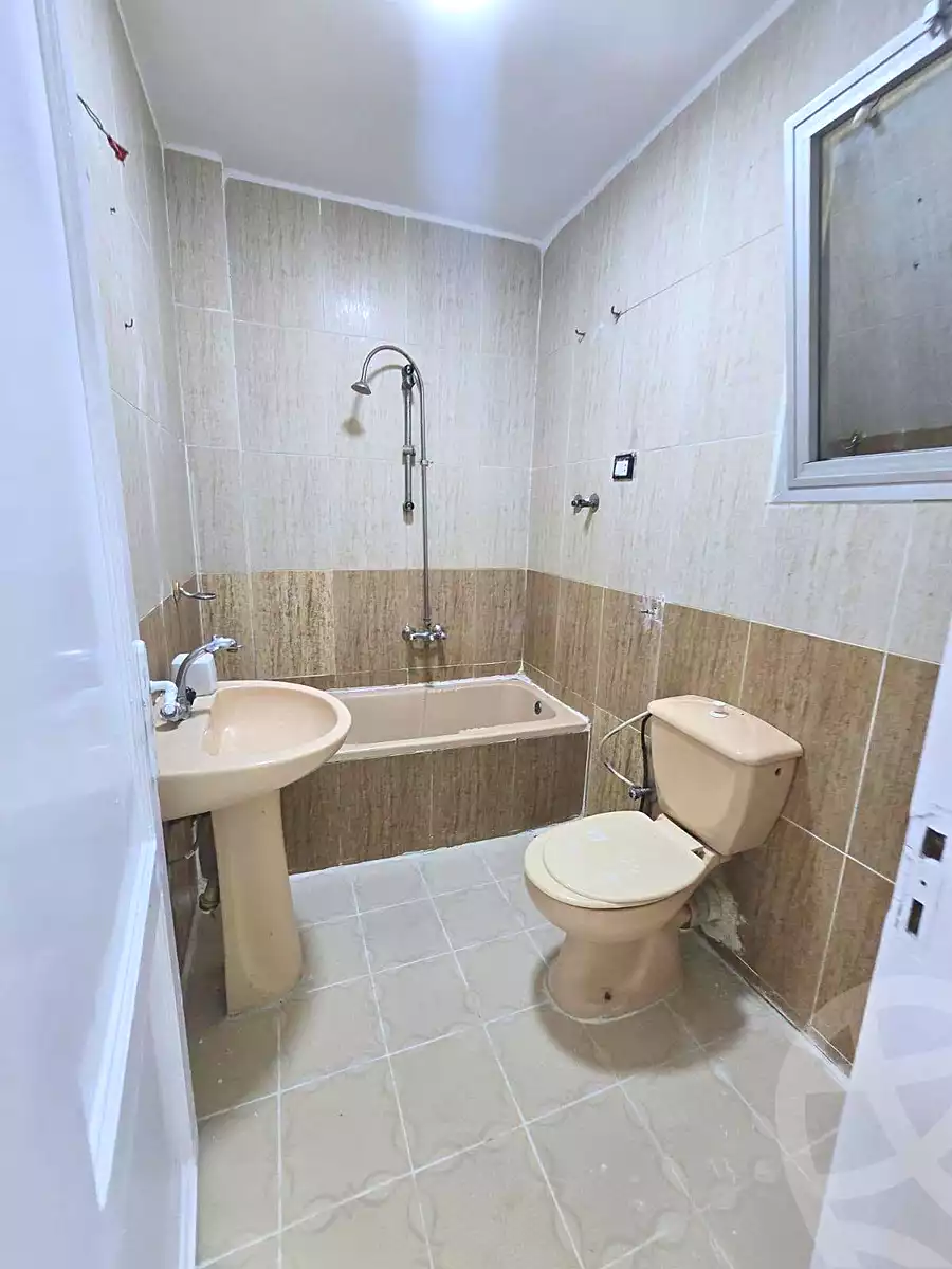 https://aqarmap.com.eg/en/listing/7297077-for-sale-alexandria-al-agamy-shataa-el-nakheel