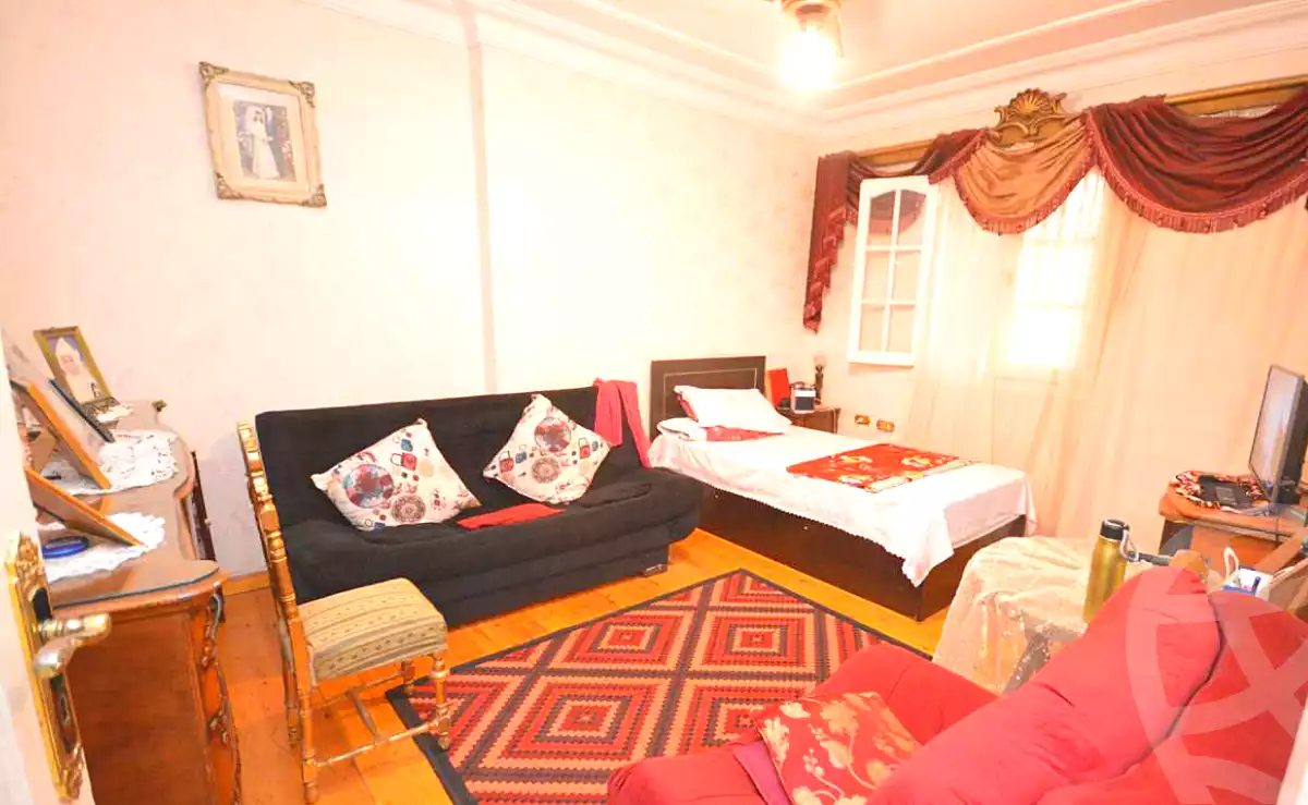 https://aqarmap.com.eg/ar/listing/7297198-for-sale-alexandria-ganaklis-shr-mrtdy-bsh