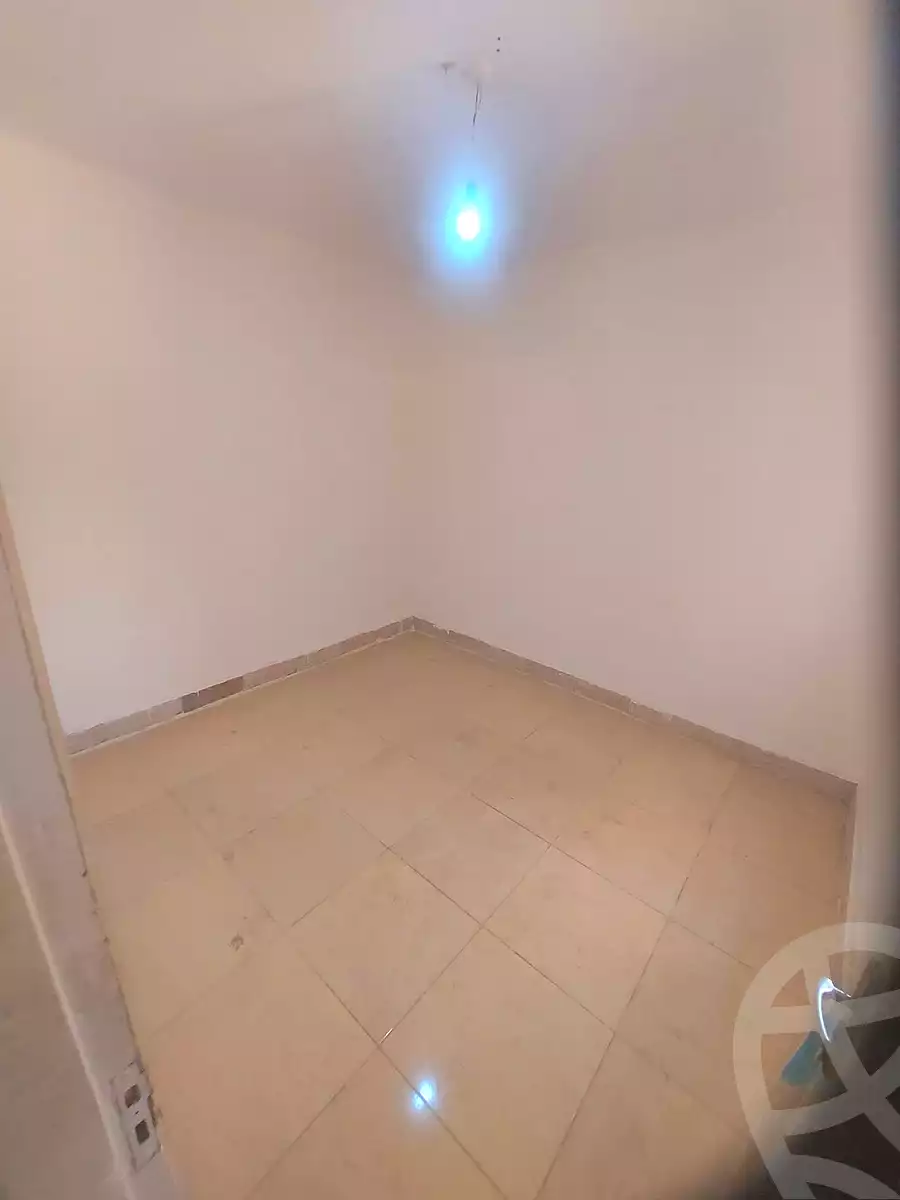 https://aqarmap.com.eg/ar/listing/7297627-for-sale-cairo-helwan-ahmed-enci-st