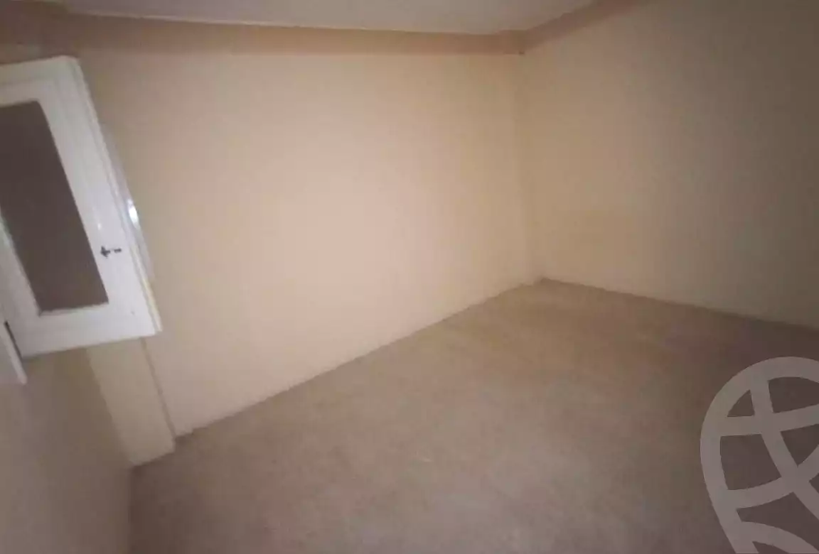 https://aqarmap.com.eg/ar/listing/7297668-for-sale-alexandria-al-agamy-el-hanouvel-abo-zaid-st