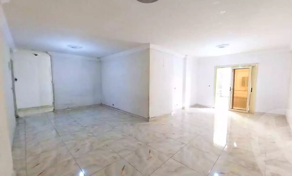 https://aqarmap.com.eg/en/listing/7297943-for-sale-alexandria-el-saraya