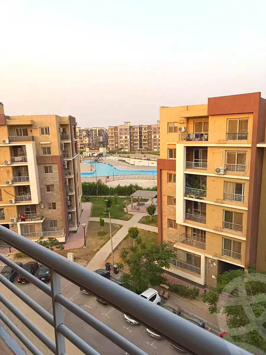 https://aqarmap.com.eg/en/listing/7298118-for-sale-cairo-6th-of-october-compounds-jn-ktwbr