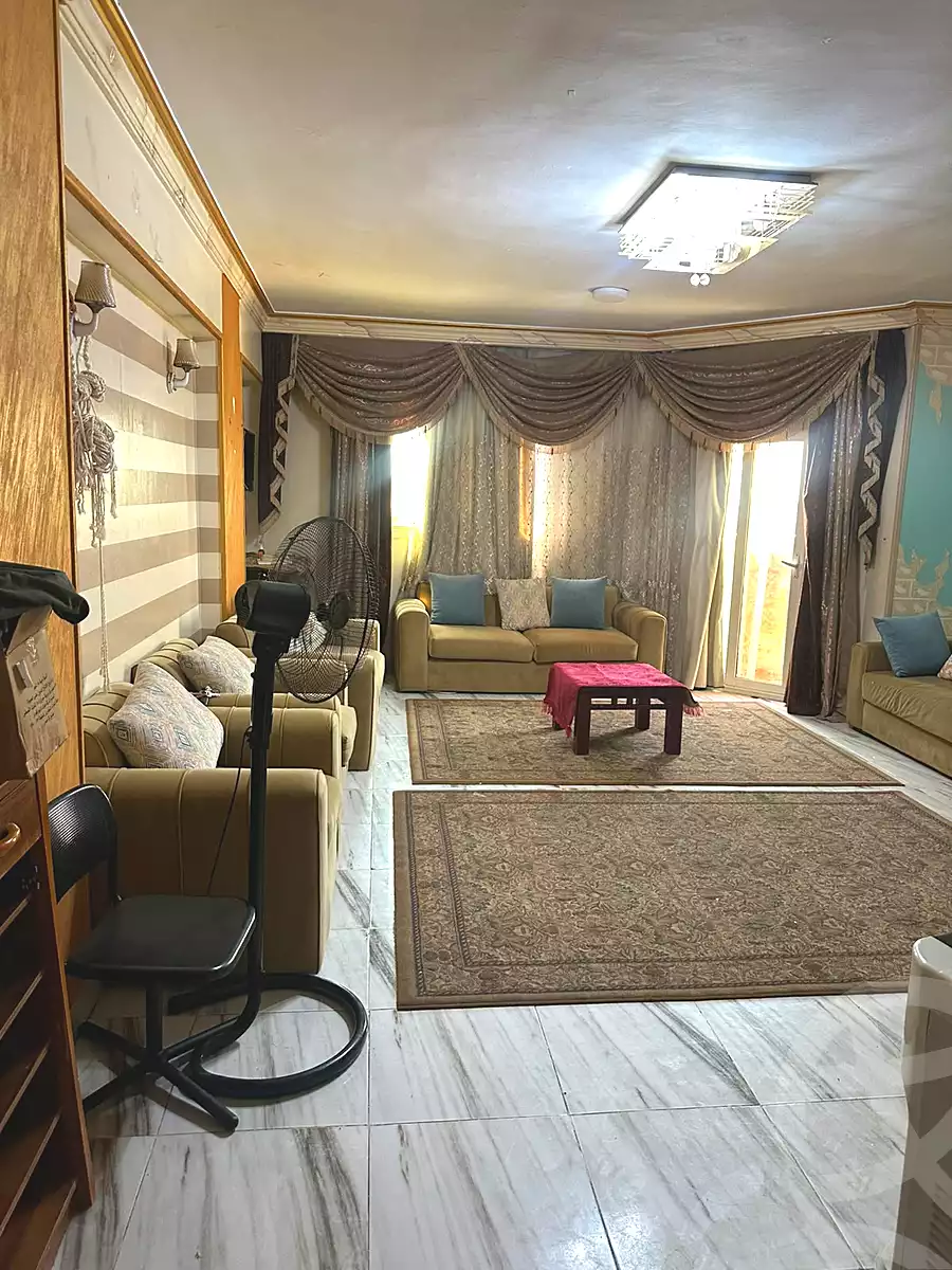 https://aqarmap.com.eg/ar/listing/7298168-for-sale-cairo-6th-of-october-el-ahyaa-neighborhood-5th-street-2