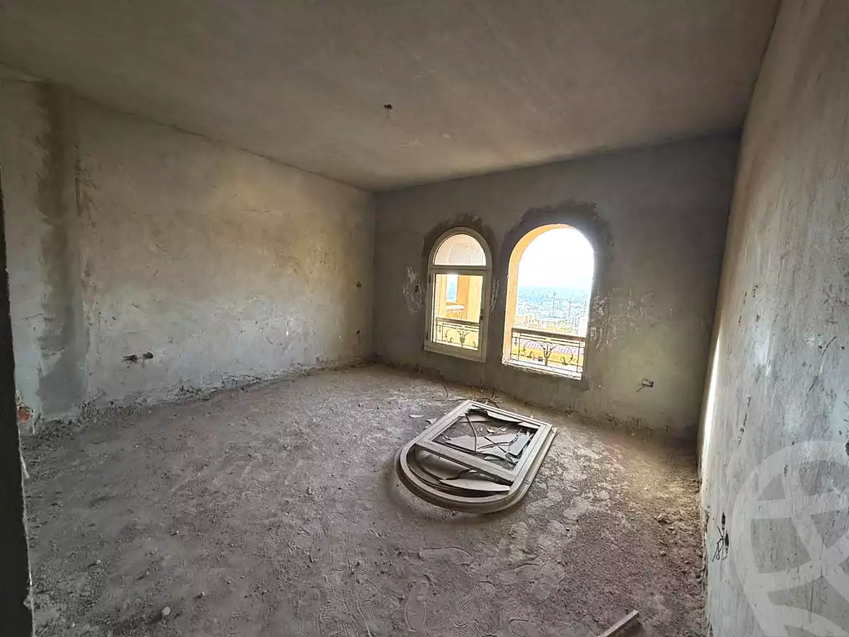 https://aqarmap.com.eg/en/listing/7298172-for-sale-cairo-el-sheikh-zayed-city-compounds-el-khamayel