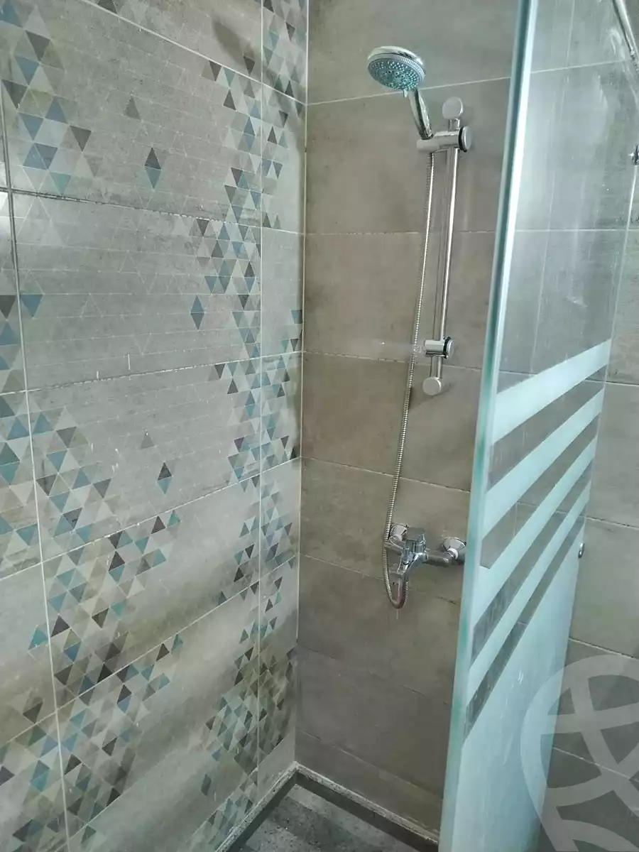 https://aqarmap.com.eg/en/listing/7298271-for-rent-cairo-6th-of-october-hadaeq-october-compounds