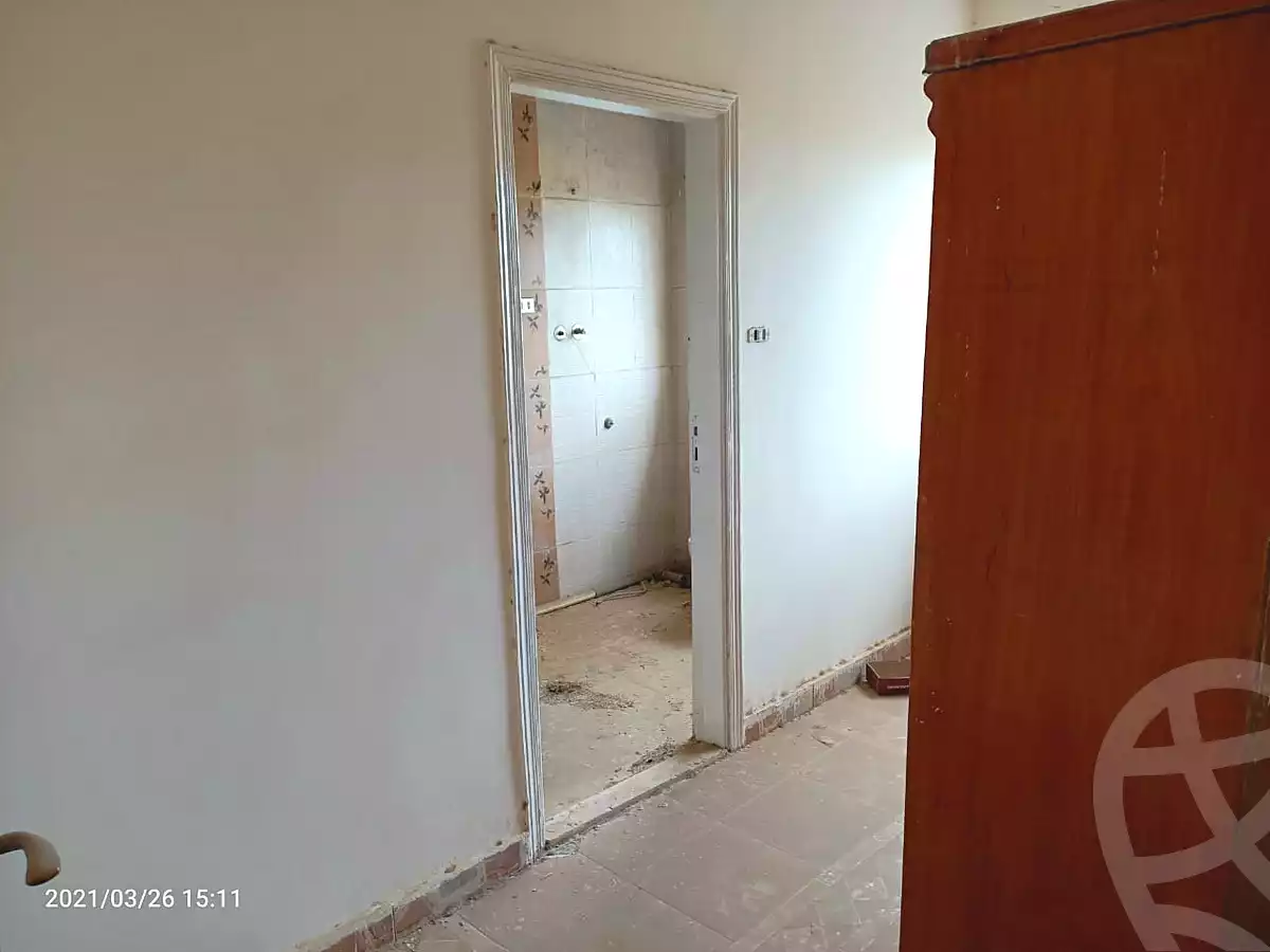 فيلا بـ٨ غرف نوم في الريف الاوربي، صورة ٥ من ٢٧