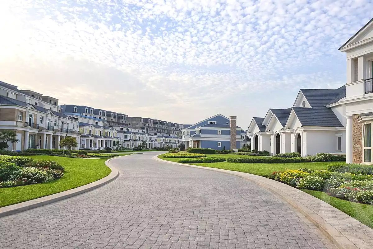 https://aqarmap.com.eg/en/listing/7298459-for-sale-cairo-new-cairo-compounds-mountain-view1-1-compound