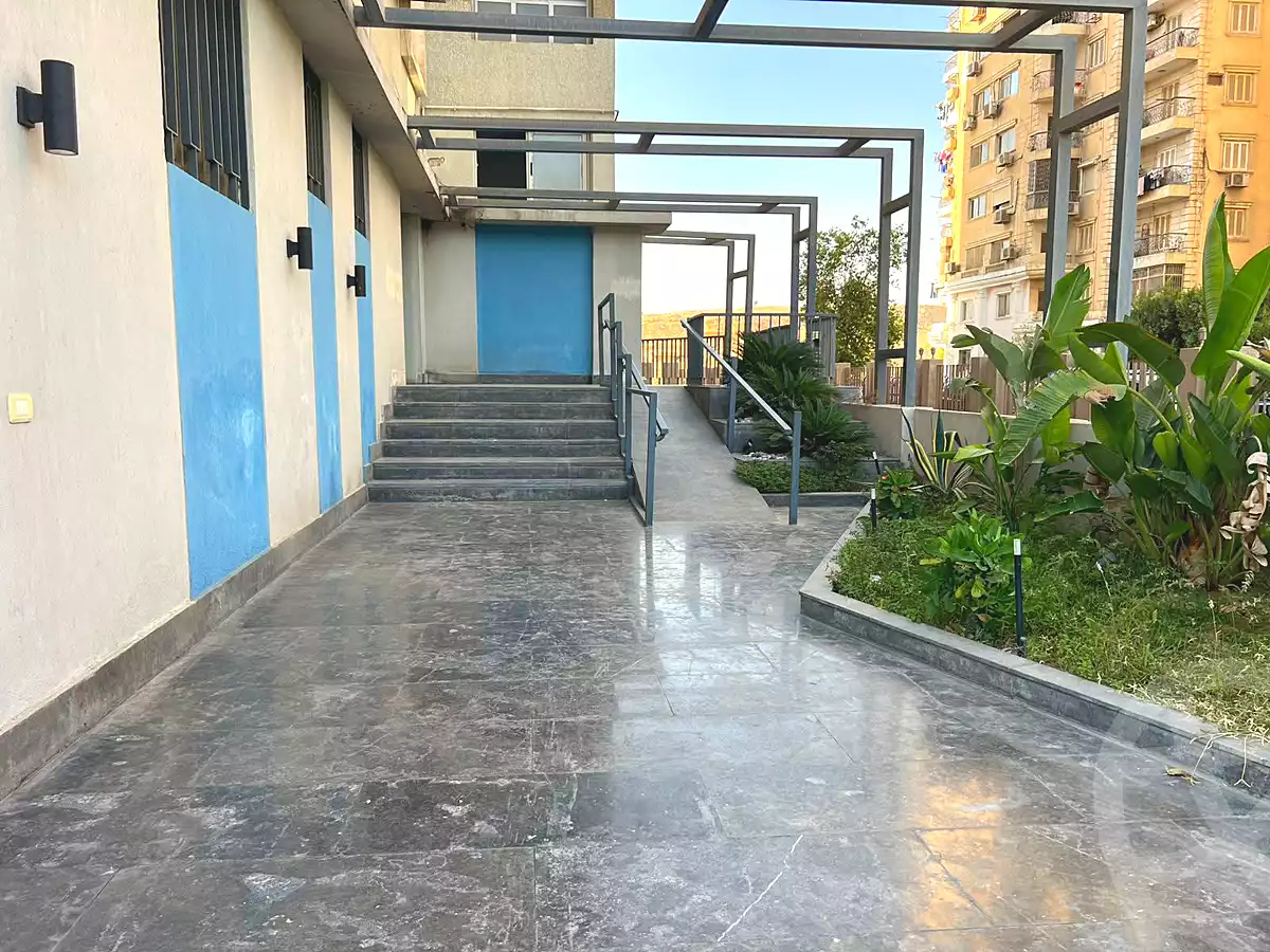 https://aqarmap.com.eg/ar/listing/7298616-for-rent-cairo-el-maadi-zahraa-el-maadi-shr-krfwr-lryysy