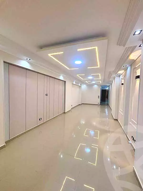 https://aqarmap.com.eg/ar/listing/7298781-for-sale-alexandria-sydy-bshr-sydy-bshr-bhry-shr-mhmwd-l-yswy