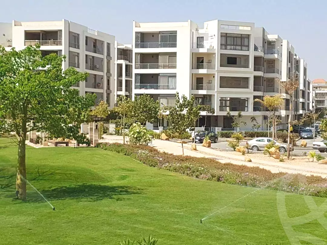 https://aqarmap.com.eg/ar/listing/7298856-for-sale-cairo-new-cairo-compounds-tag-city-shalya-taj-city