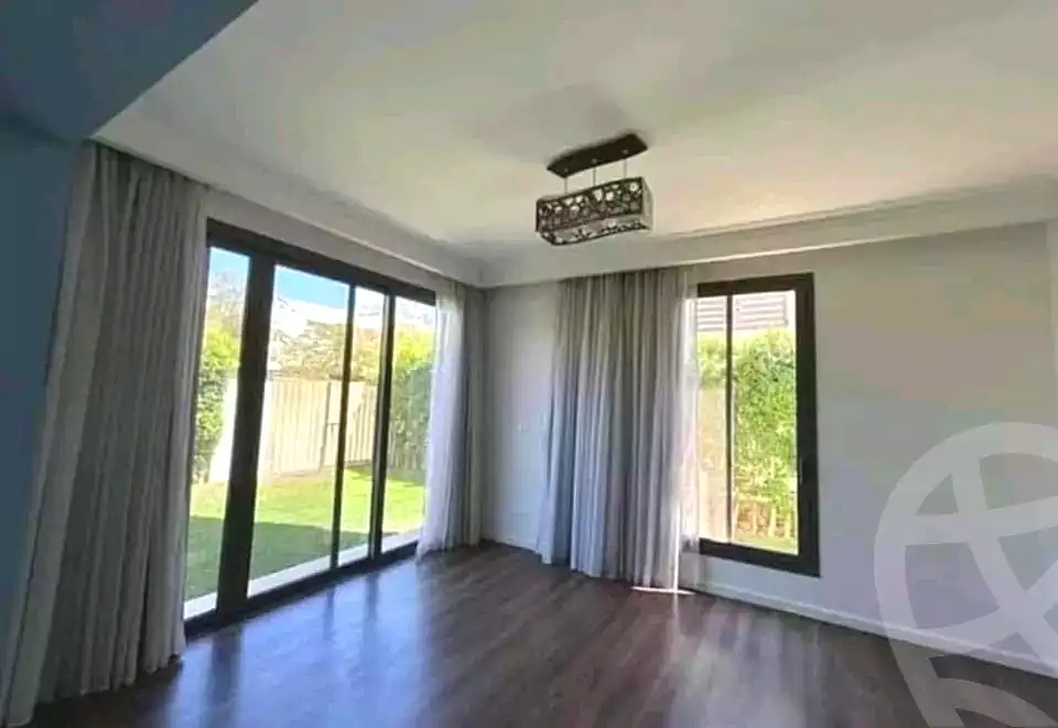 https://aqarmap.com.eg/ar/listing/7298875-for-sale-cairo-new-cairo-compounds-the-crest-compound-il-cazar