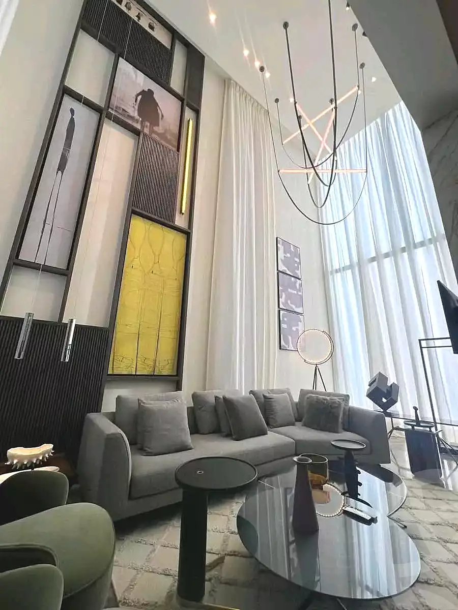 https://aqarmap.com.eg/ar/listing/7298875-for-sale-cairo-new-cairo-compounds-the-crest-compound-il-cazar