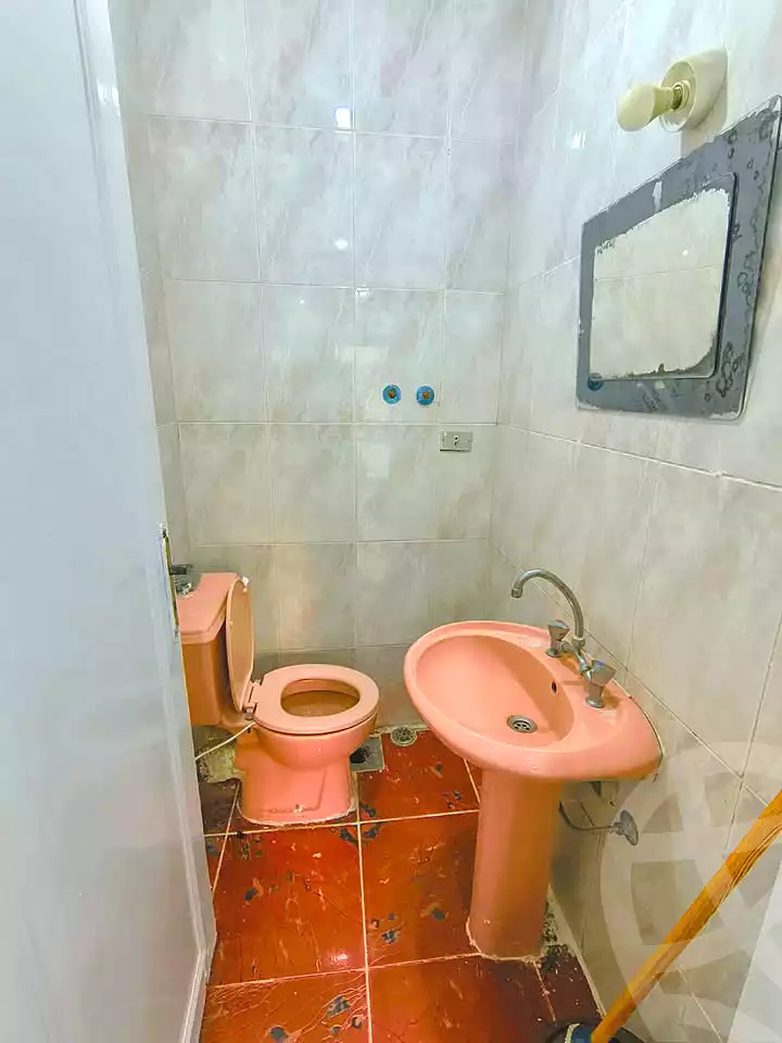 https://aqarmap.com.eg/en/listing/7298878-for-sale-alexandria-al-agamy-shataa-el-nakheel