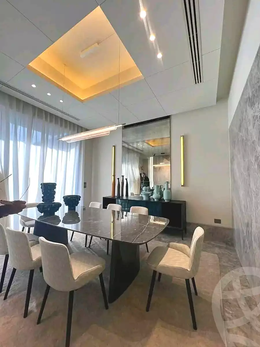 https://aqarmap.com.eg/en/listing/7298886-for-sale-cairo-new-cairo-compounds-the-crest-compound-il-cazar