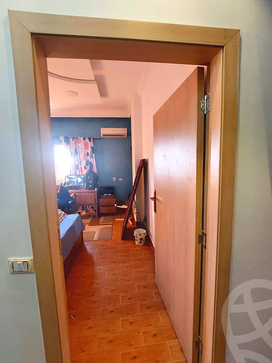 https://aqarmap.com.eg/ar/listing/7299113-for-sale-cairo-new-cairo-first-settlement-neighbourhood-10-el-shaheed-abdul-fattah-ahmed-st