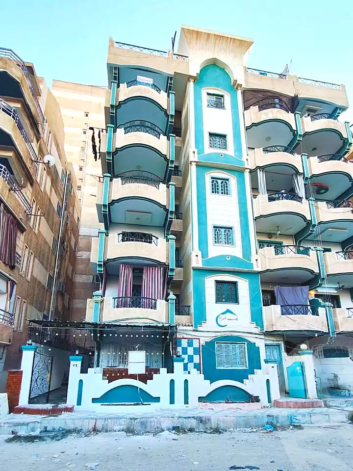 https://aqarmap.com.eg/ar/listing/7299373-for-sale-alexandria-al-agamy-shataa-el-nakheel