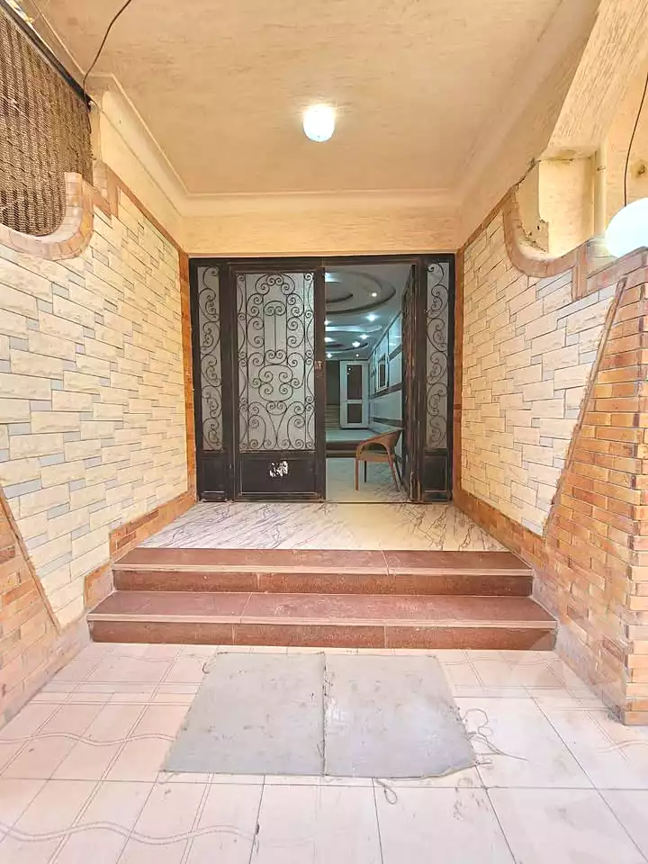 https://aqarmap.com.eg/en/listing/7299449-for-sale-alexandria-al-agamy-shataa-el-nakheel