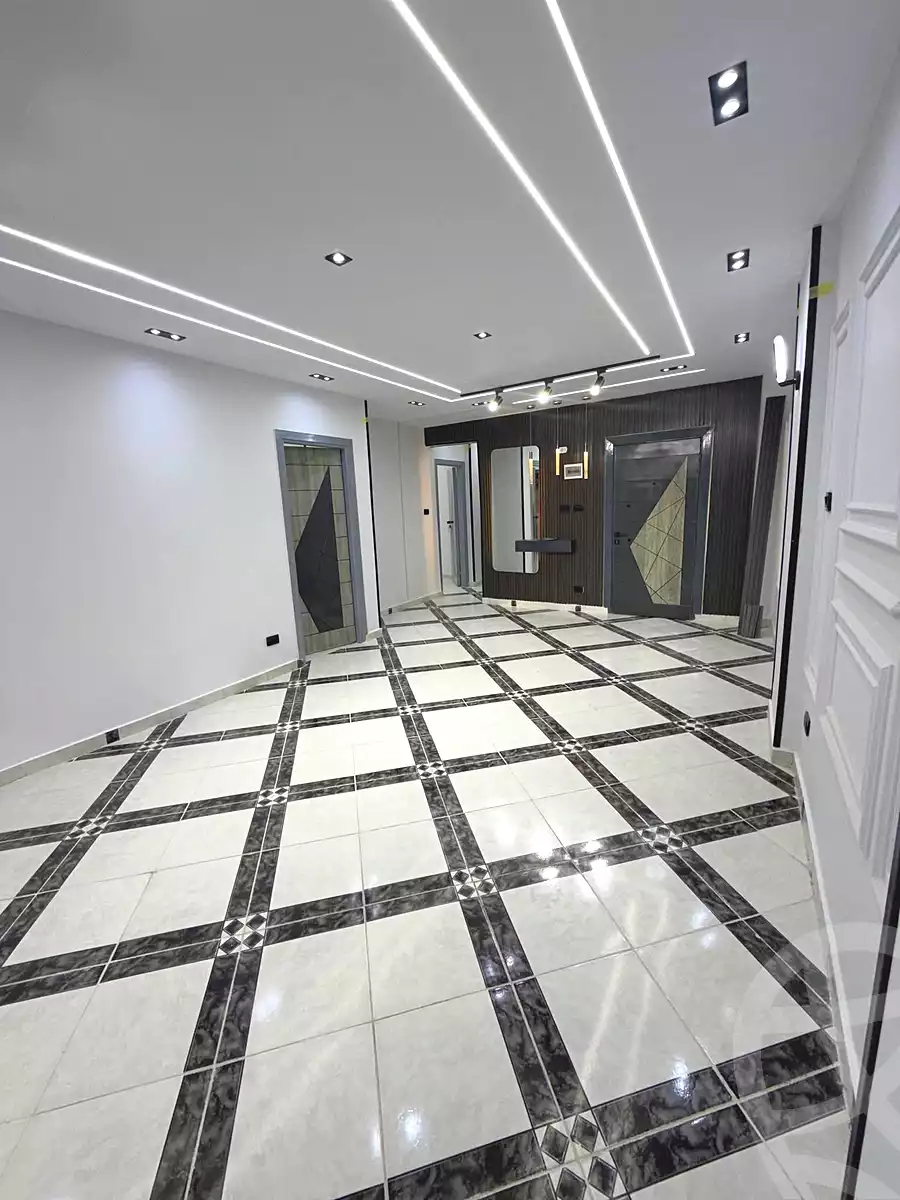 https://aqarmap.com.eg/en/listing/7299475-for-sale-alexandria-lsywf-el-falki