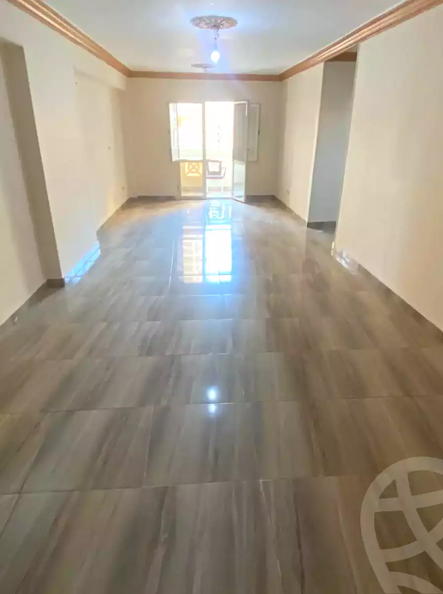 https://aqarmap.com.eg/en/listing/7297916-for-sale-alexandria-ganaklis