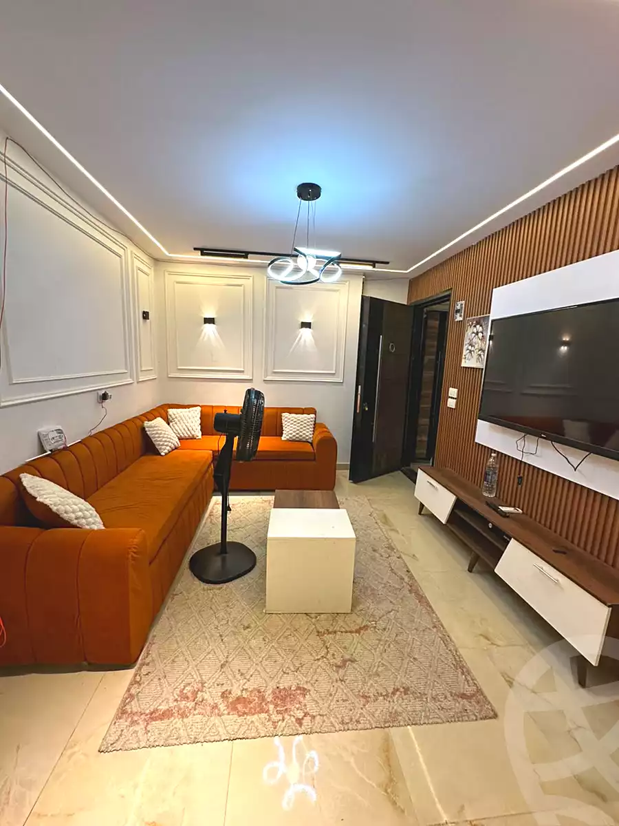 https://aqarmap.com.eg/ar/listing/7299750-for-rent-cairo-6th-of-october-el-ahyaa-neighborhood-1st