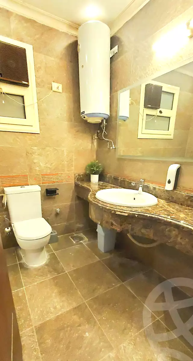 https://aqarmap.com.eg/ar/listing/7300690-for-rent-cairo-el-sheikh-zayed-city-el-hay-elthamen-area-1