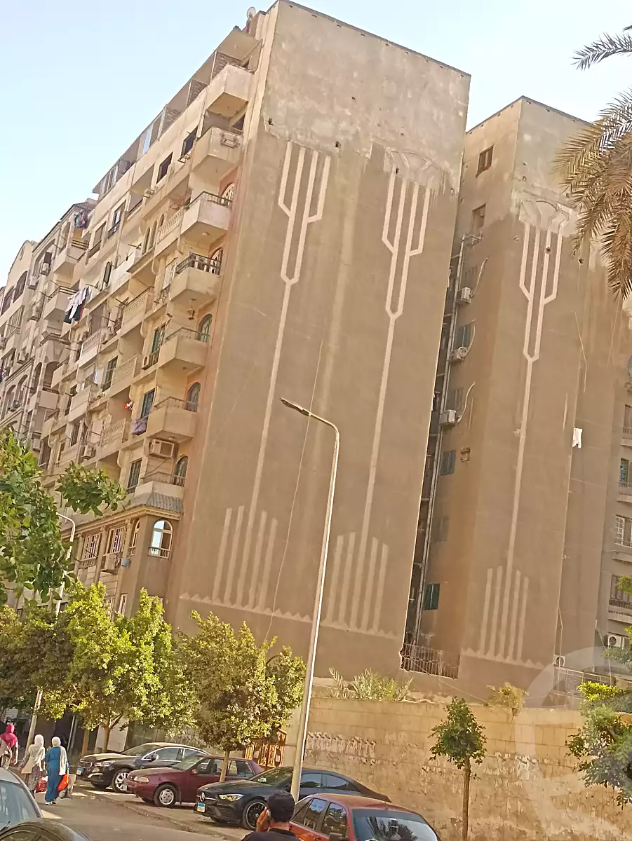 https://aqarmap.com.eg/ar/listing/7300760-for-sale-cairo-helwan-helwan-el-sharkeya-el-maraghi-st