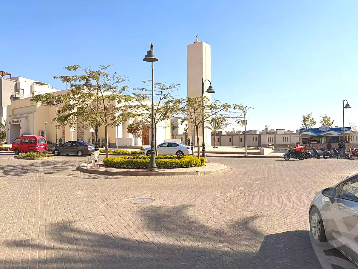 https://aqarmap.com.eg/ar/listing/7300781-for-sale-cairo-new-cairo-compounds-jyd