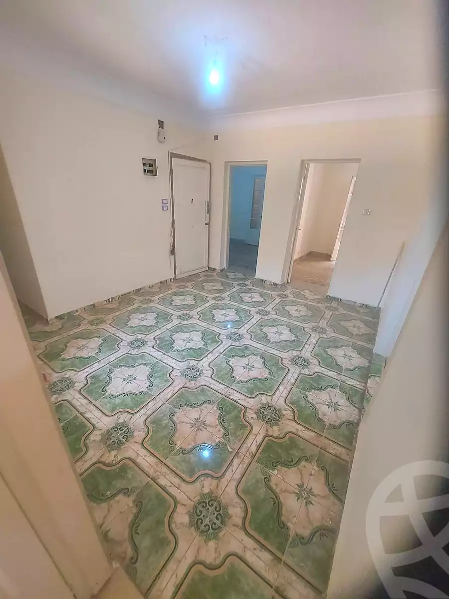 https://aqarmap.com.eg/en/listing/7301041-for-sale-cairo-helwan-helwan-el-sharkeya-ismael-kamel-st