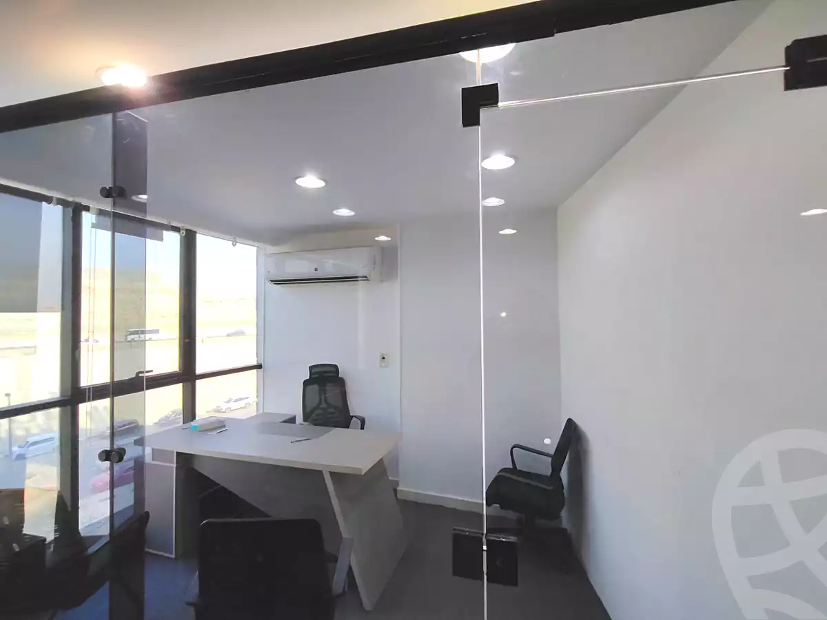 https://aqarmap.com.eg/ar/listing/7301130-for-rent-cairo-el-maadi-compounds-rayhanah-plaza