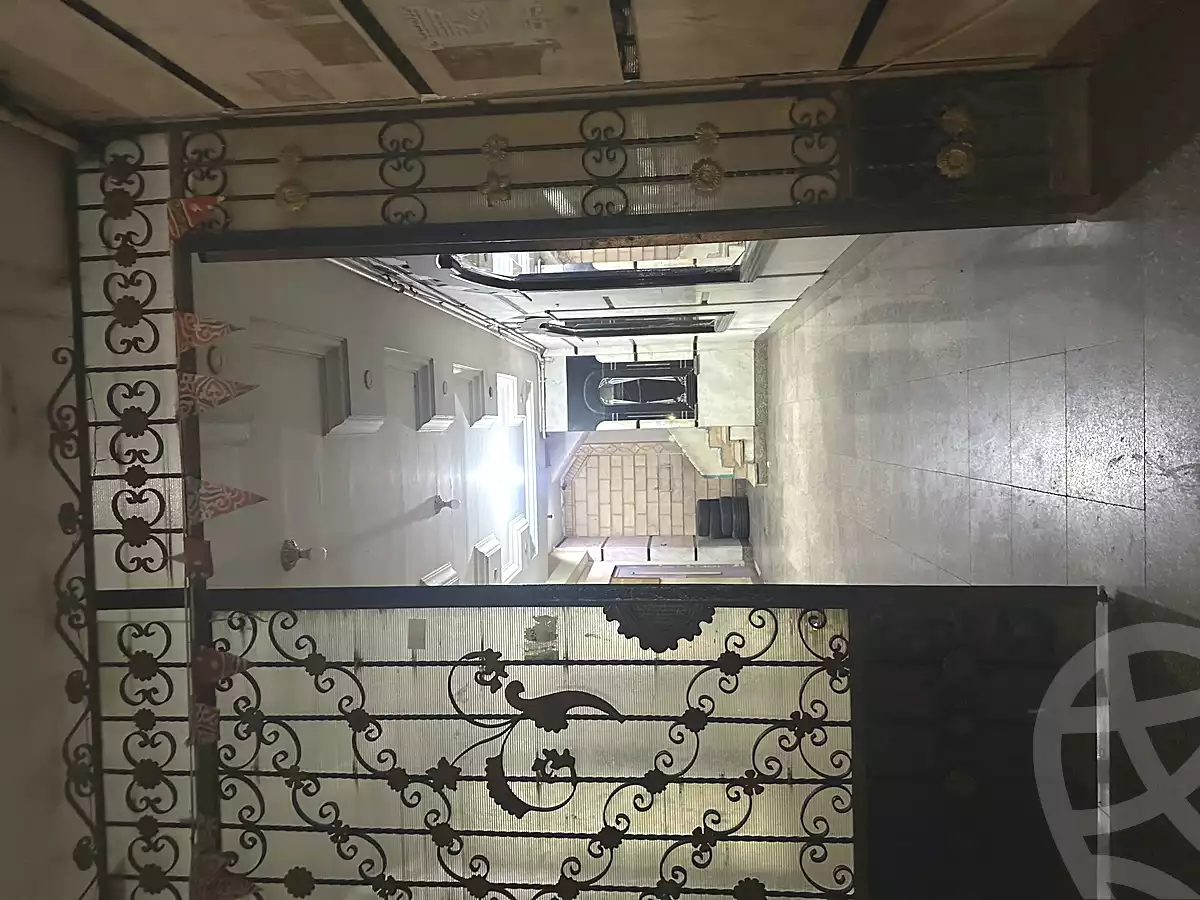 https://aqarmap.com.eg/ar/listing/7301535-for-sale-dakahlia-mansoura-shrq-lmnswr-mogama-al-mahakm-st