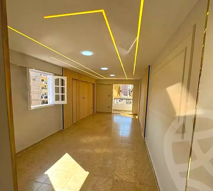 https://aqarmap.com.eg/ar/listing/7302063-for-sale-alexandria-miami-mohammed-ibn-taher-st