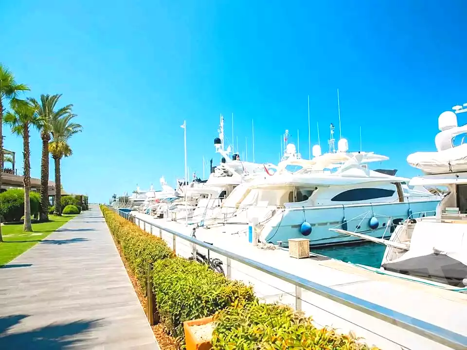 https://aqarmap.com.eg/ar/listing/7302384-for-sale-north-coast-resorts-salt-resort-tatweer-misr