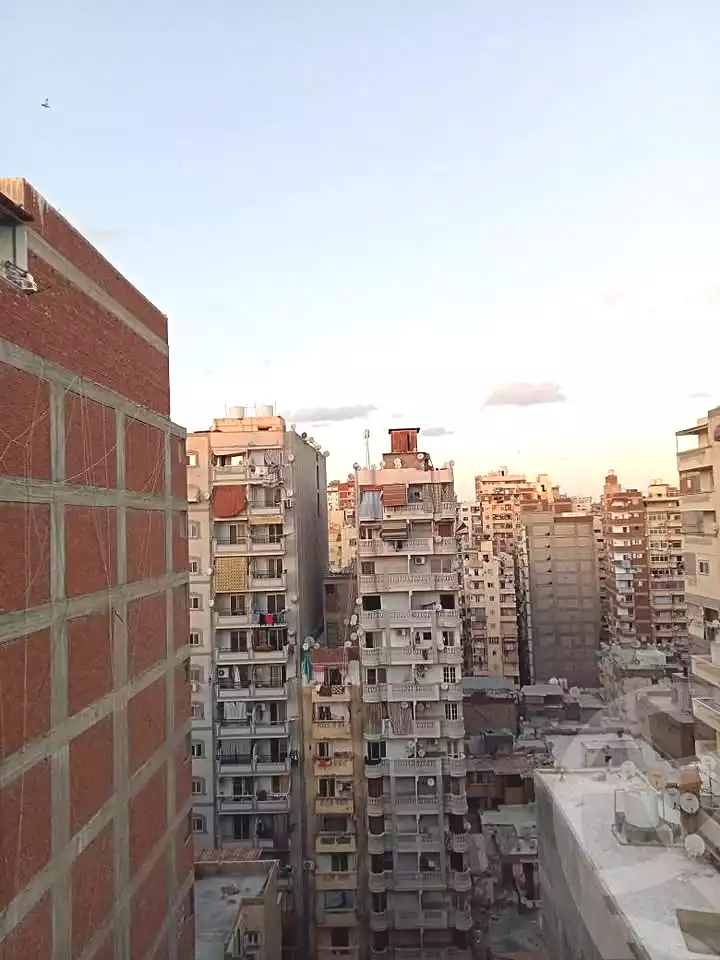 https://aqarmap.com.eg/ar/listing/7302492-for-sale-alexandria-sydy-bshr