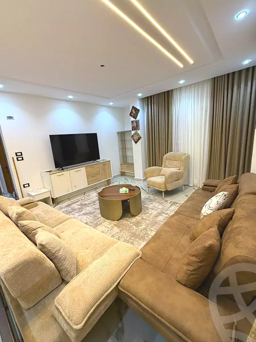 https://aqarmap.com.eg/en/listing/7302587-for-rent-cairo-new-cairo-compounds-zizinia-city