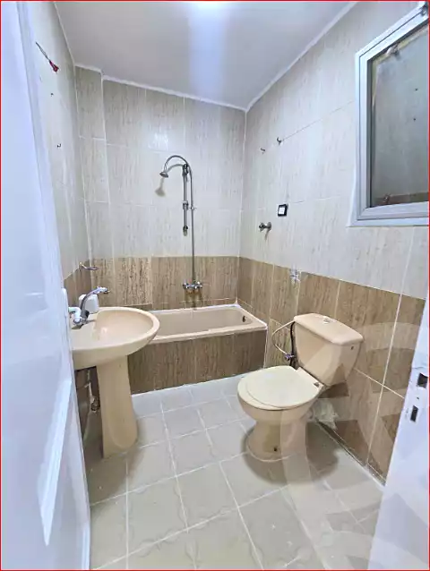 https://aqarmap.com.eg/en/listing/7303184-for-sale-alexandria-al-agamy-shataa-el-nakheel