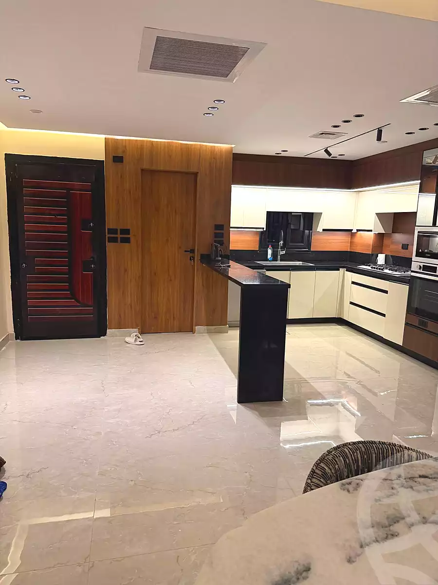 https://aqarmap.com.eg/en/listing/7303446-for-rent-cairo-6th-of-october-jml-bd-lnsr