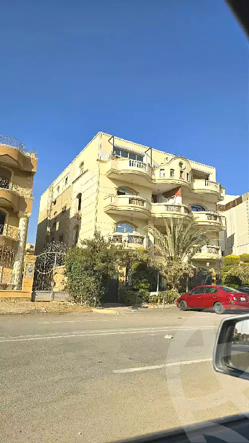 https://aqarmap.com.eg/ar/listing/7303547-for-sale-cairo-new-cairo-el-narges-el-narges-8-omar-makram-street