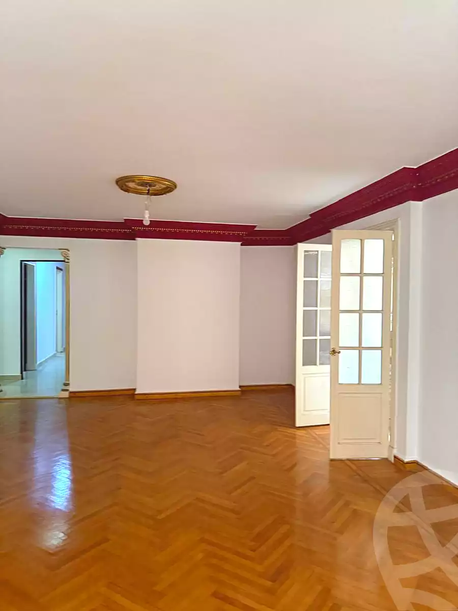 https://aqarmap.com.eg/ar/listing/7303305-for-rent-alexandria-lauran-shr-srhnk