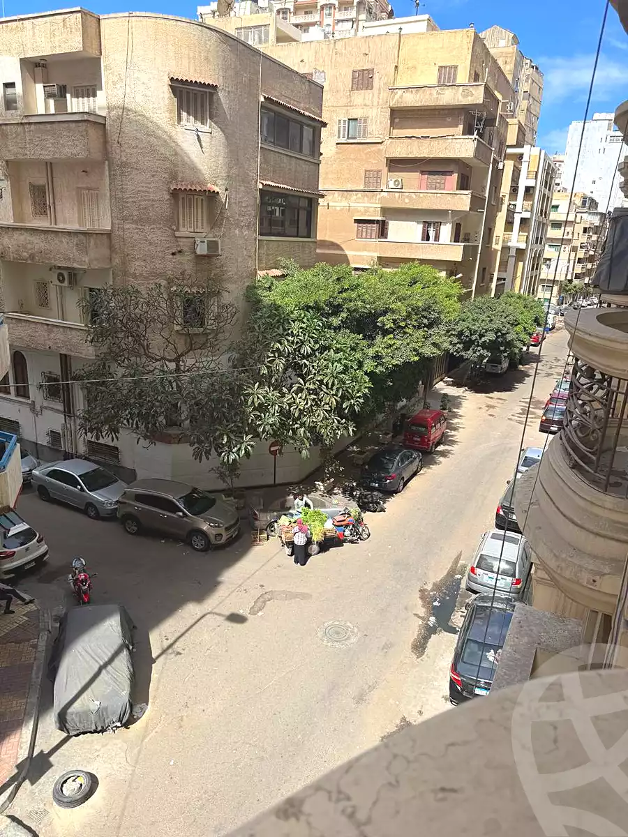 https://aqarmap.com.eg/ar/listing/7303305-for-rent-alexandria-lauran-shr-srhnk