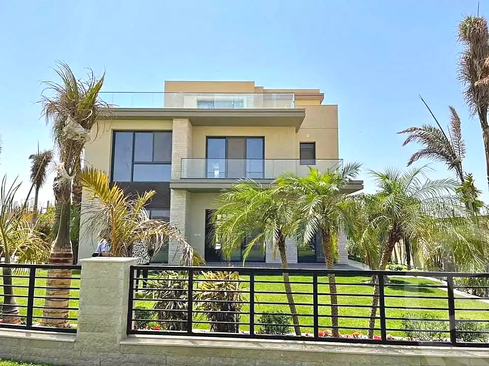https://aqarmap.com.eg/ar/listing/7303758-for-sale-cairo-new-cairo-compounds-mountain-view-1
