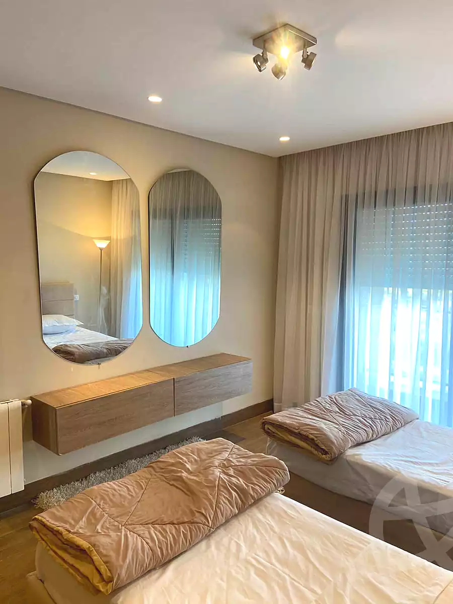 https://aqarmap.com.eg/ar/listing/7303758-for-sale-cairo-new-cairo-compounds-mountain-view-1