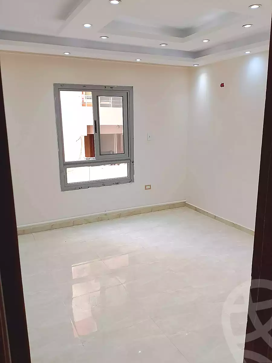 https://aqarmap.com.eg/en/listing/7304492-for-sale-alexandria-sydy-bshr-sydy-bshr-bhry