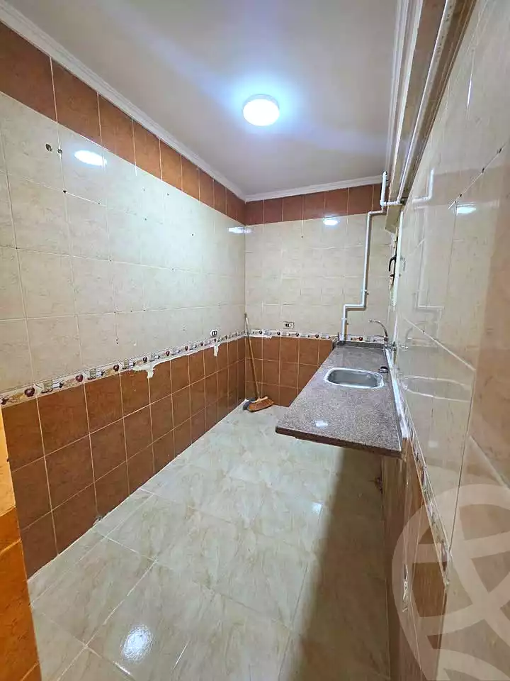 https://aqarmap.com.eg/ar/listing/7304922-for-sale-alexandria-sydy-bshr-sydy-bshr-bhry-ali-hipa-st